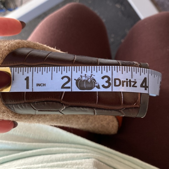 Beautiful Coach Ophelia Pumps - Picture 10 of 10